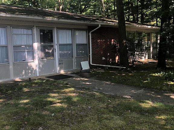 2nd image of 137C Farrington Ct #1003
