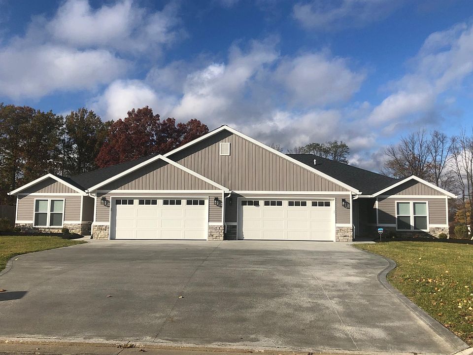 1st image of 1942 Rosewood Dr