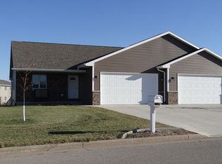 808 S Lincoln St, Hortonville, WI 54944