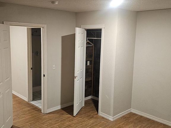 Unit Photo