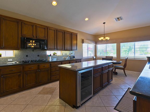4th image of 80248 Pebble Beach Dr