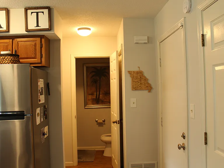 1916-1918 Waverly Ct — Photo 16