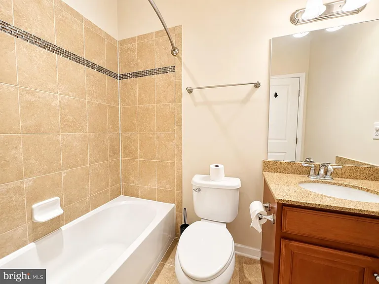 22605 Winding Woods Way — Photo 26