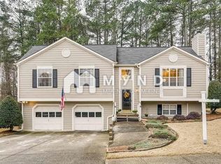 3393 Lochness Ln, Powder Springs, GA 30127