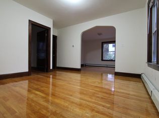 110 2nd St UNIT 1, Auburn, ME 04210