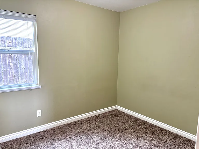 4539 SE 100th Ave — Photo 15