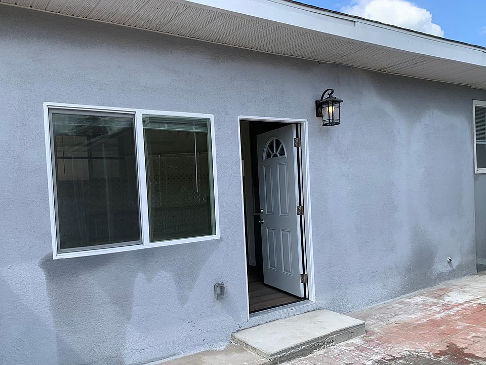2nd image of 1007 Alta Vista Ave