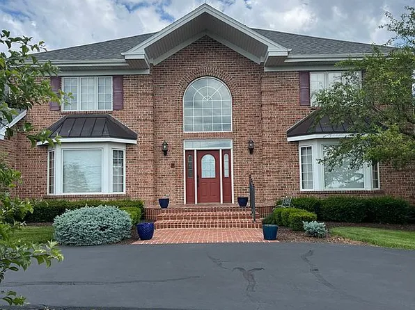 520 Schauer Ln, Rockford, IL 61107