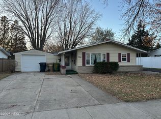 1155 4th St NW, Watertown, SD 57201