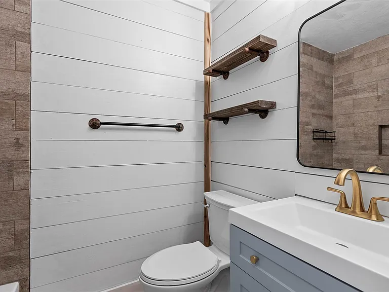 510 Brandywyne Dr — Photo 16