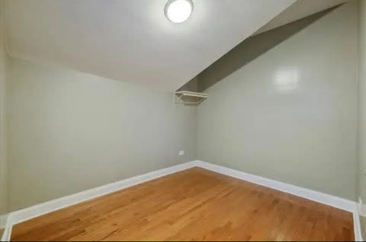 Building Photo - 7341 S Honore St