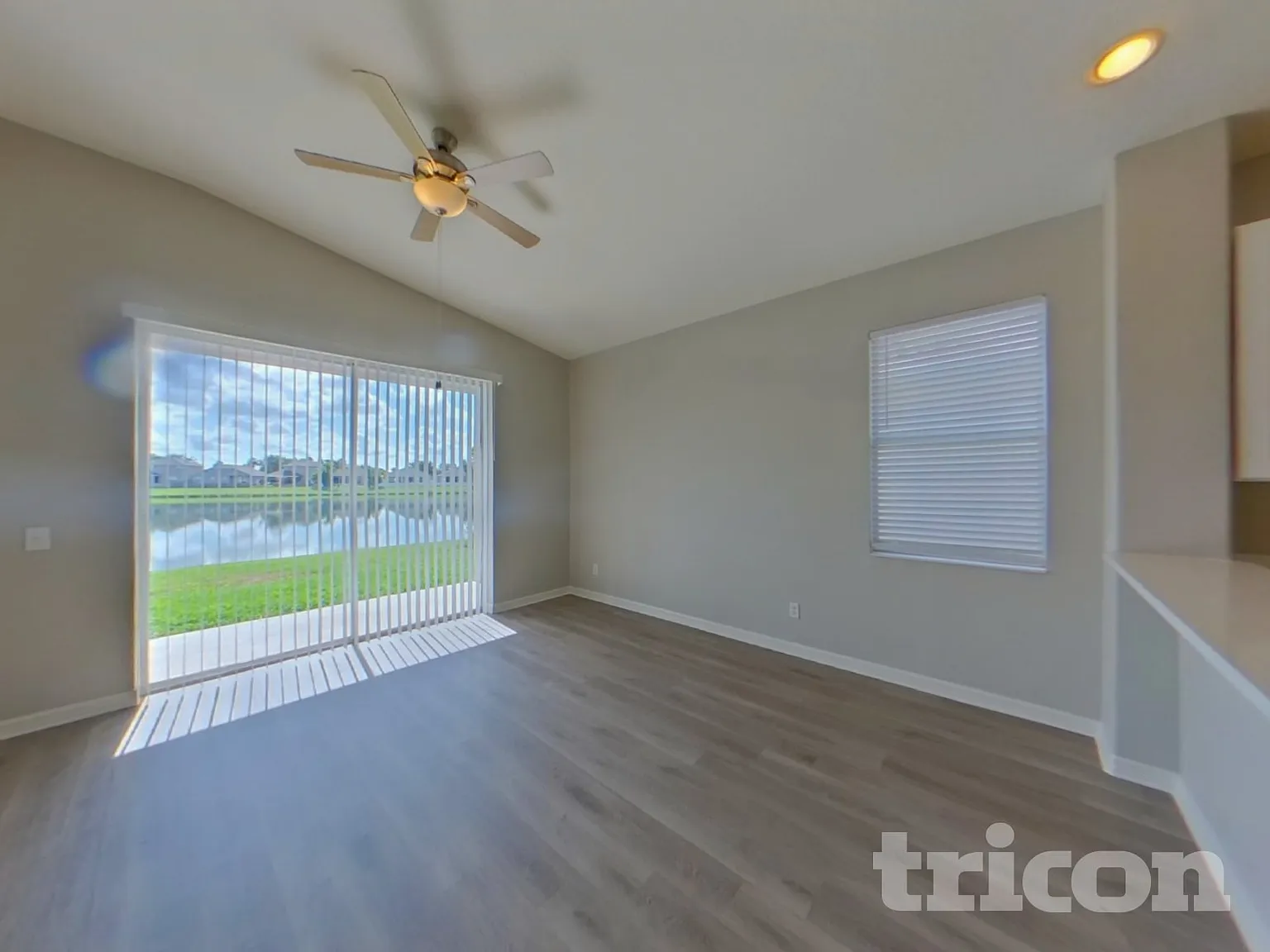 5112 Clover Mist Drive Apollo Beach FL — Photo 2