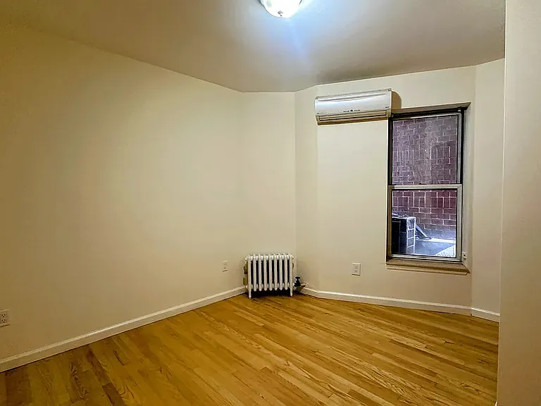 415 E 75th St #4 — Photo 8