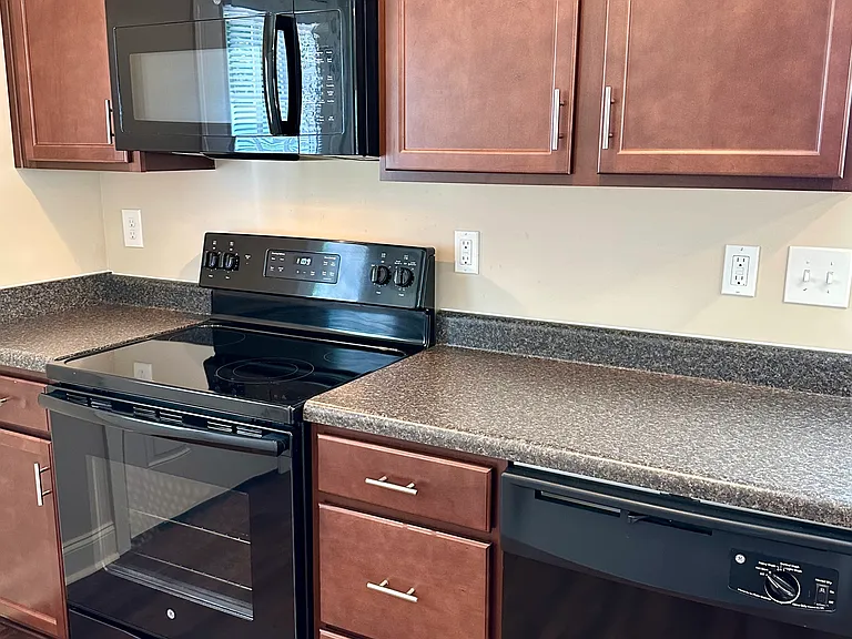 891 Old Vinton Mill Rd NE #B — Photo 15