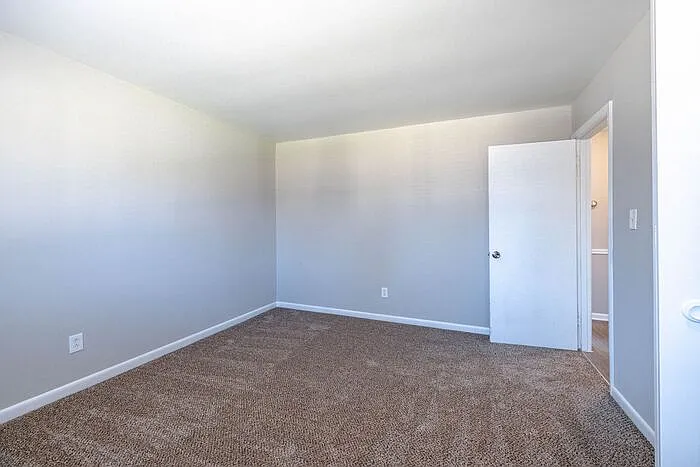 1528 Dresden Dr NE #D — Photo 49