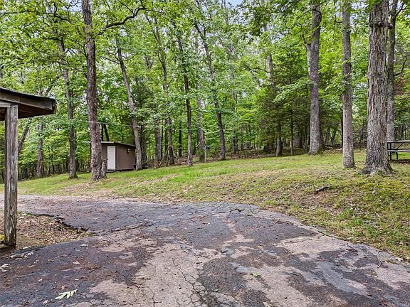 5th image of 23428 Lake Valley Dr