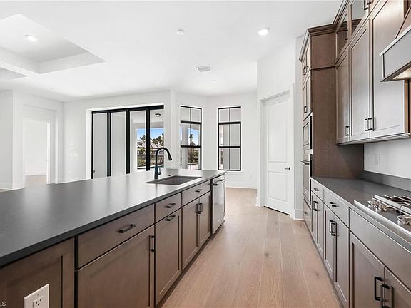 4th image of 14121 Calaveras Court