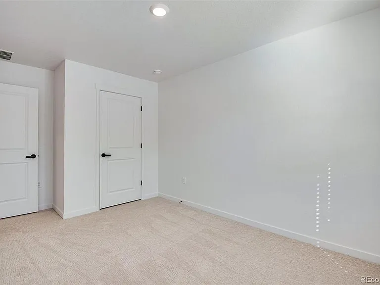 Bedroom closet 10X10 Nice size closet