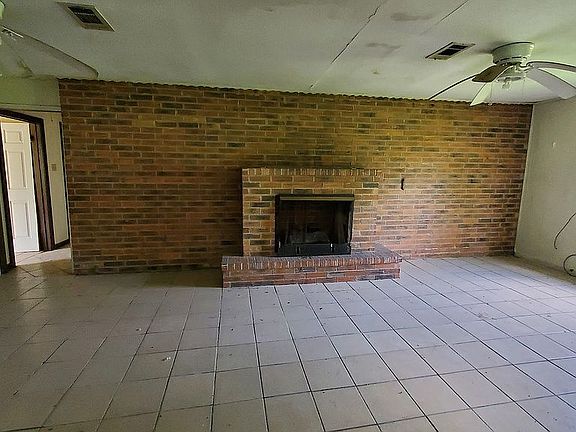 4th image of 2759 Levi Pkwy