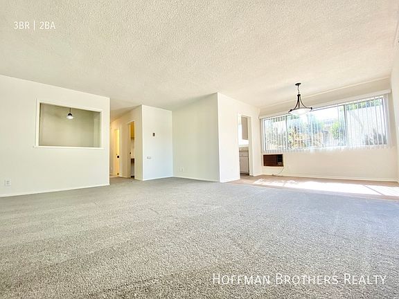4th image of 11924 Montana Ave #9A