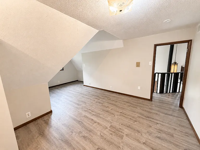 4284 Jefferson St — Photo 28