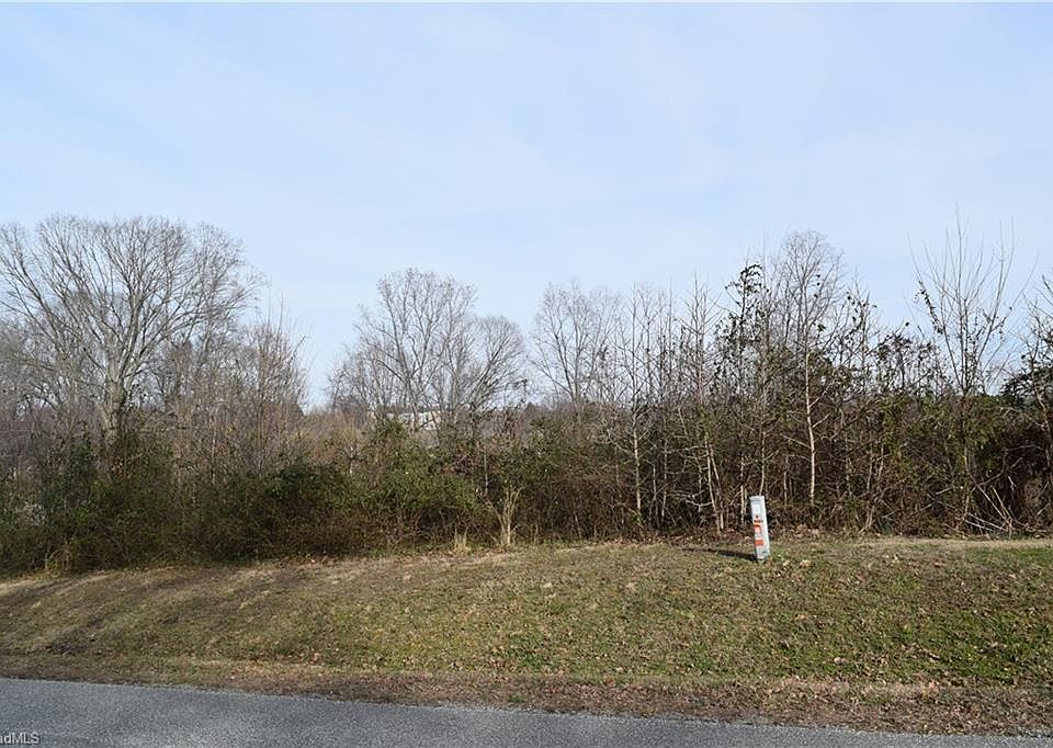 1st image of 4102 Castleford Dr