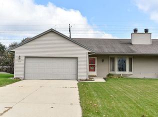 8524 N Meadowside Ct, Brown Deer, WI 53223