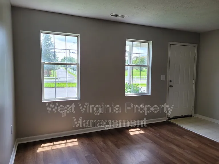 3751 Summerlee Rd #11 — Photo 19