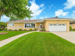 8130 W Balmoral Ave, Chicago, IL 60656