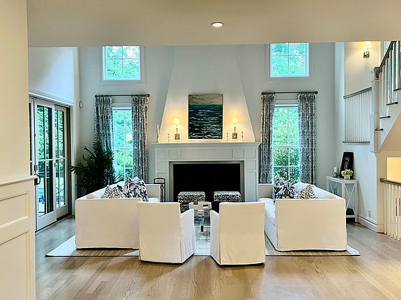 5th image of 50 Osborne Ln