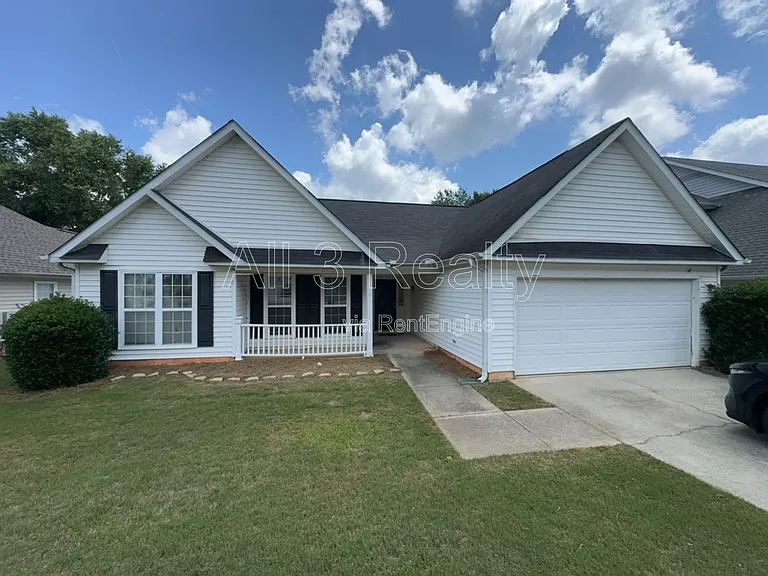 133 Harbour Lake Dr — Photo 1