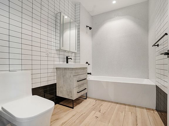 5th image of 1634 Church Ave #204A