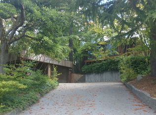 8718 29th Ave NW, Seattle, WA 98117