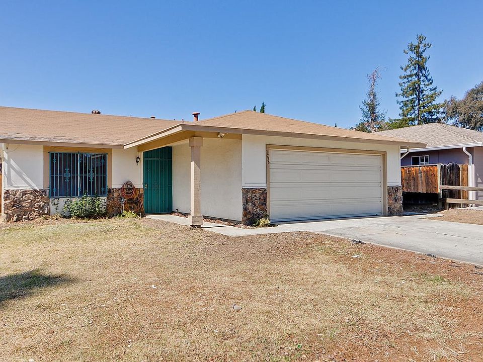 1st image of 1736 Pine Hollow Cir