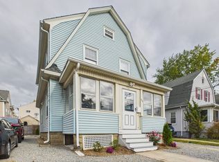 263 Narragansett St, Cranston, RI 02905