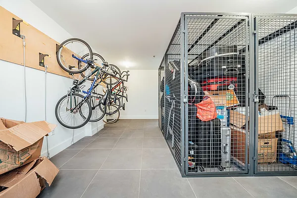 Rented by Nooklyn NYC LLC | media 37
