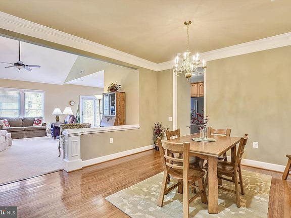 3rd image of 44457 Blueridge Meadows Dr