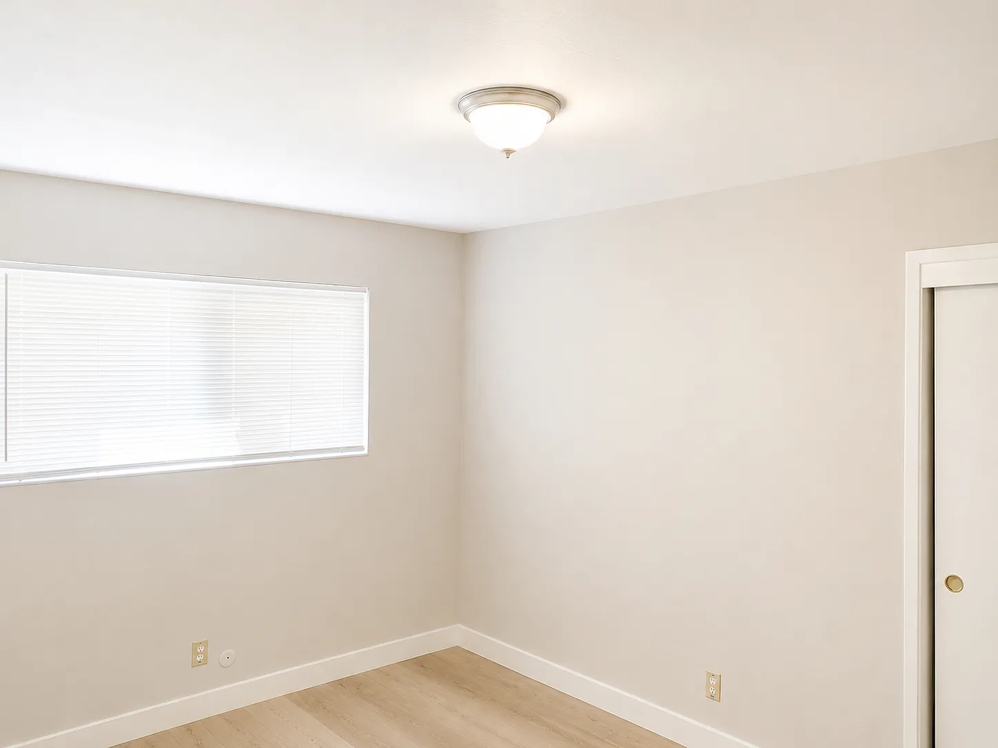 2 bed, 910 sqft, $2,450 — Photo 2