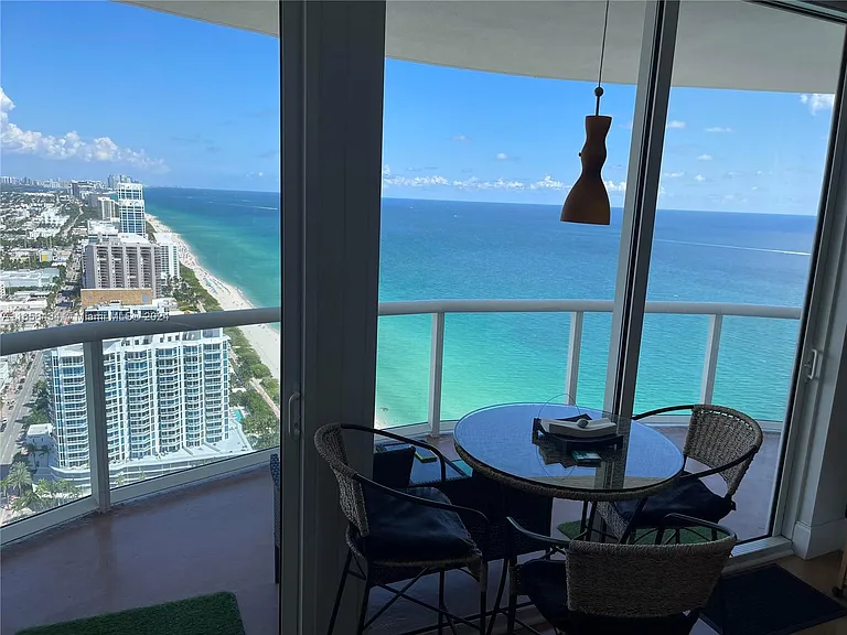 6365 Collins Ave #4209 — Photo 18