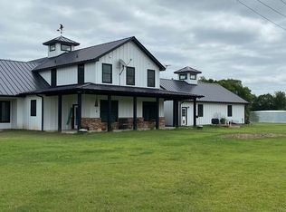 129 McKinney Loop, Blanco, TX 78606