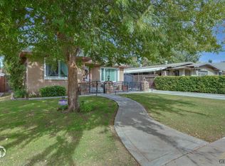 208 Flower St, Bakersfield, CA 93305