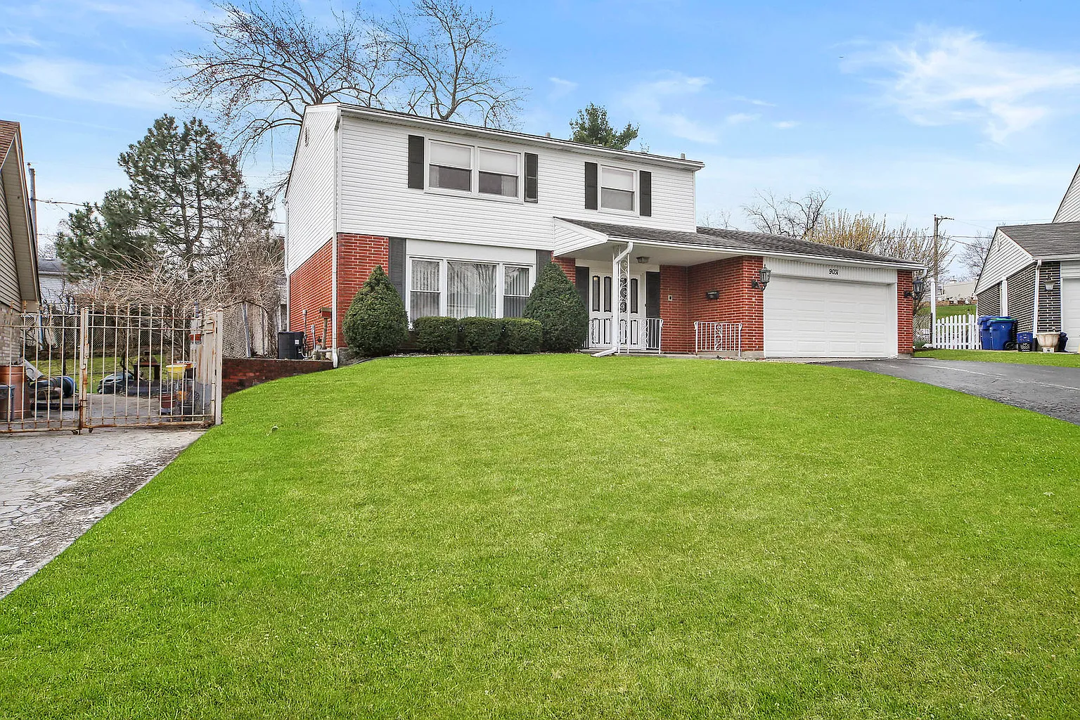 9031 Dell Ct photo 1