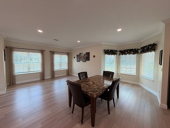 4th image of 1081 S Pointe Alexis Dr