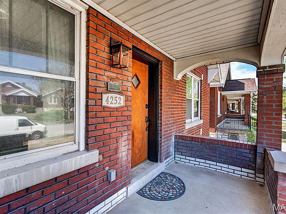 4th image of 4252 Gertrude Ave