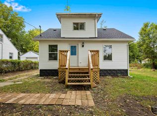 212 Victory St, Rockford, IL 61101