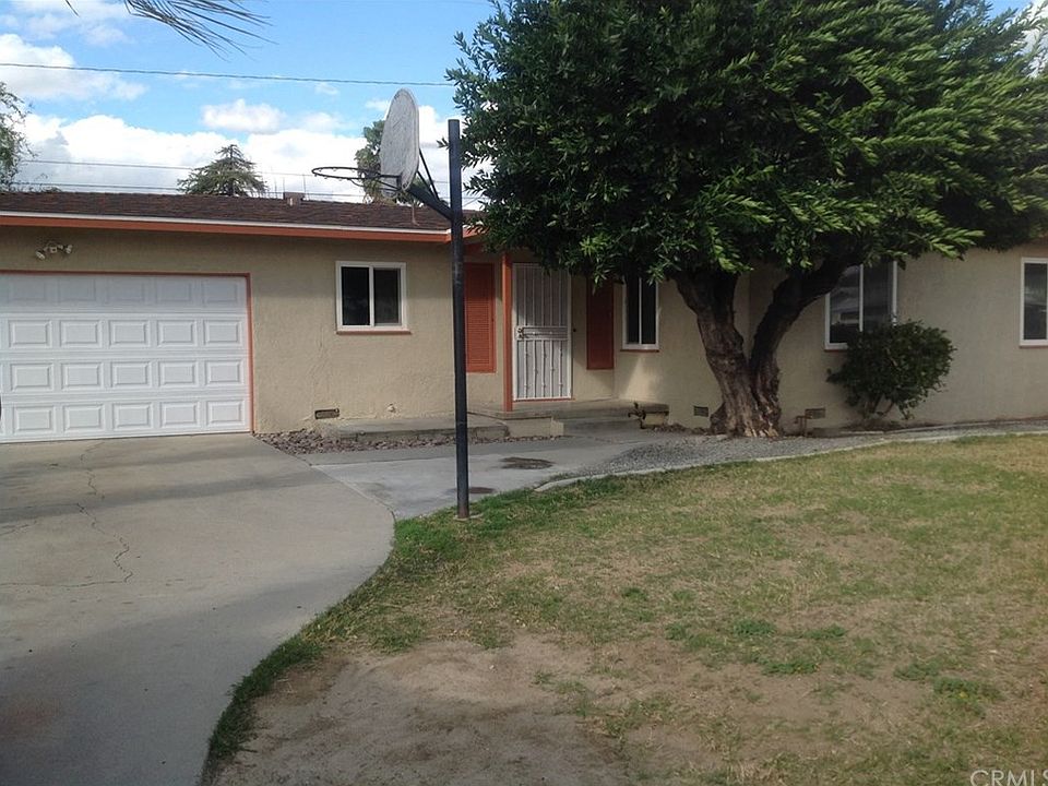 1st image of 40598 Revere Ave