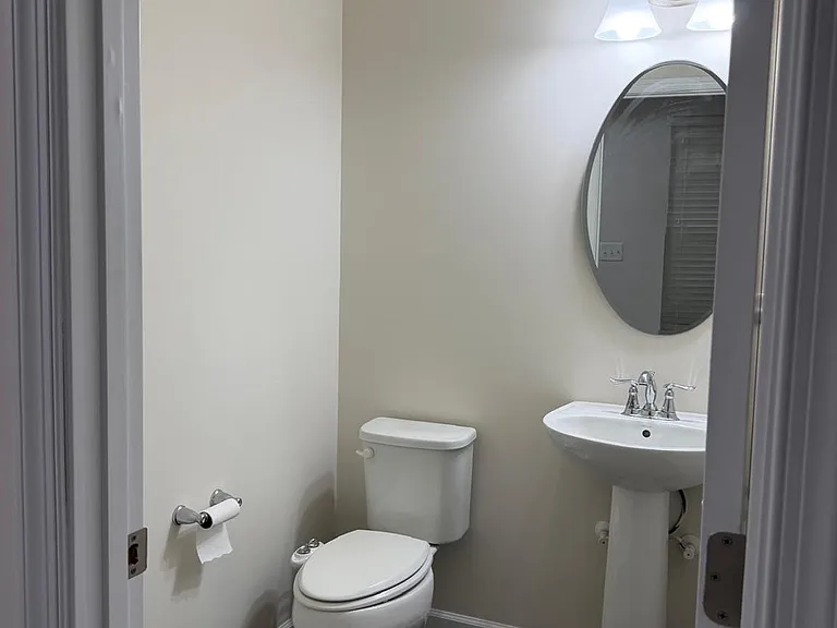 25707 Bishop Grove Ter — Photo 23