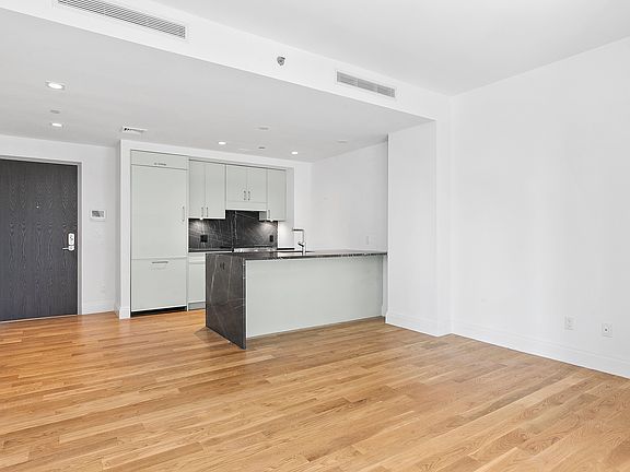 3rd image of 554 4th Ave #4A