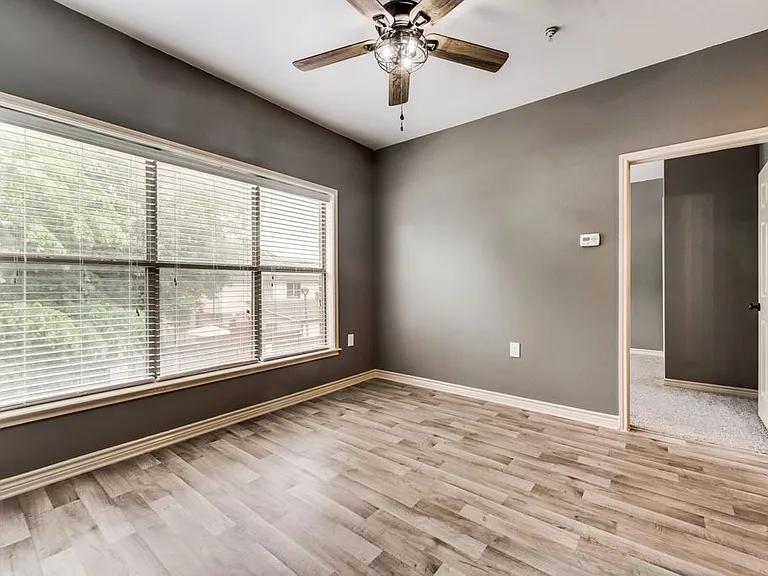 McFarlin Place Apartments — Photo 26