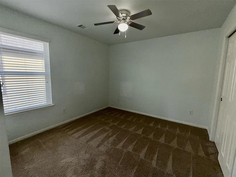 2623 Hunters Side Trl — Photo 31